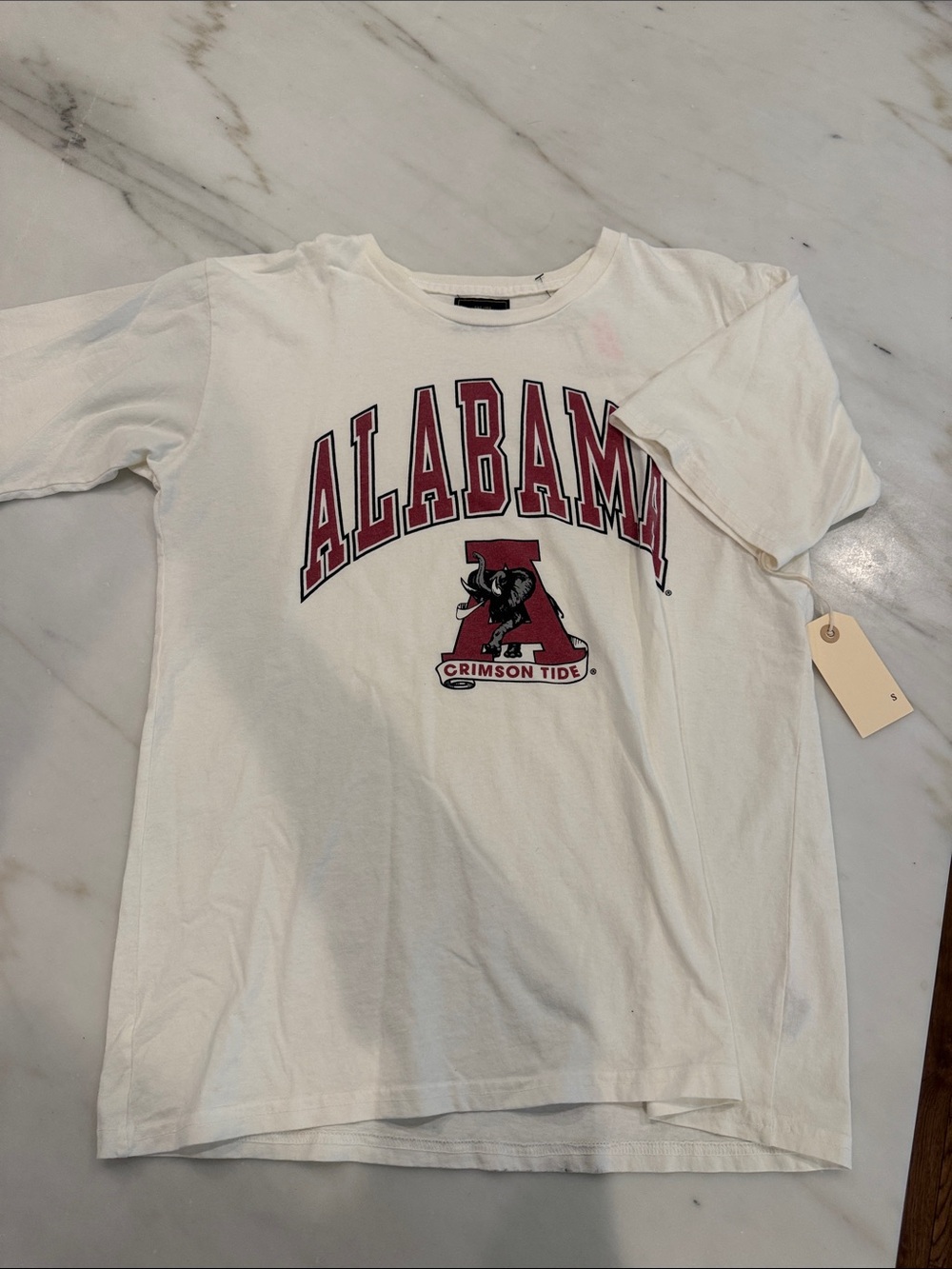 NWT Alabama Crimson Tide White Graphic Tee unisex size sm (oversized for women)